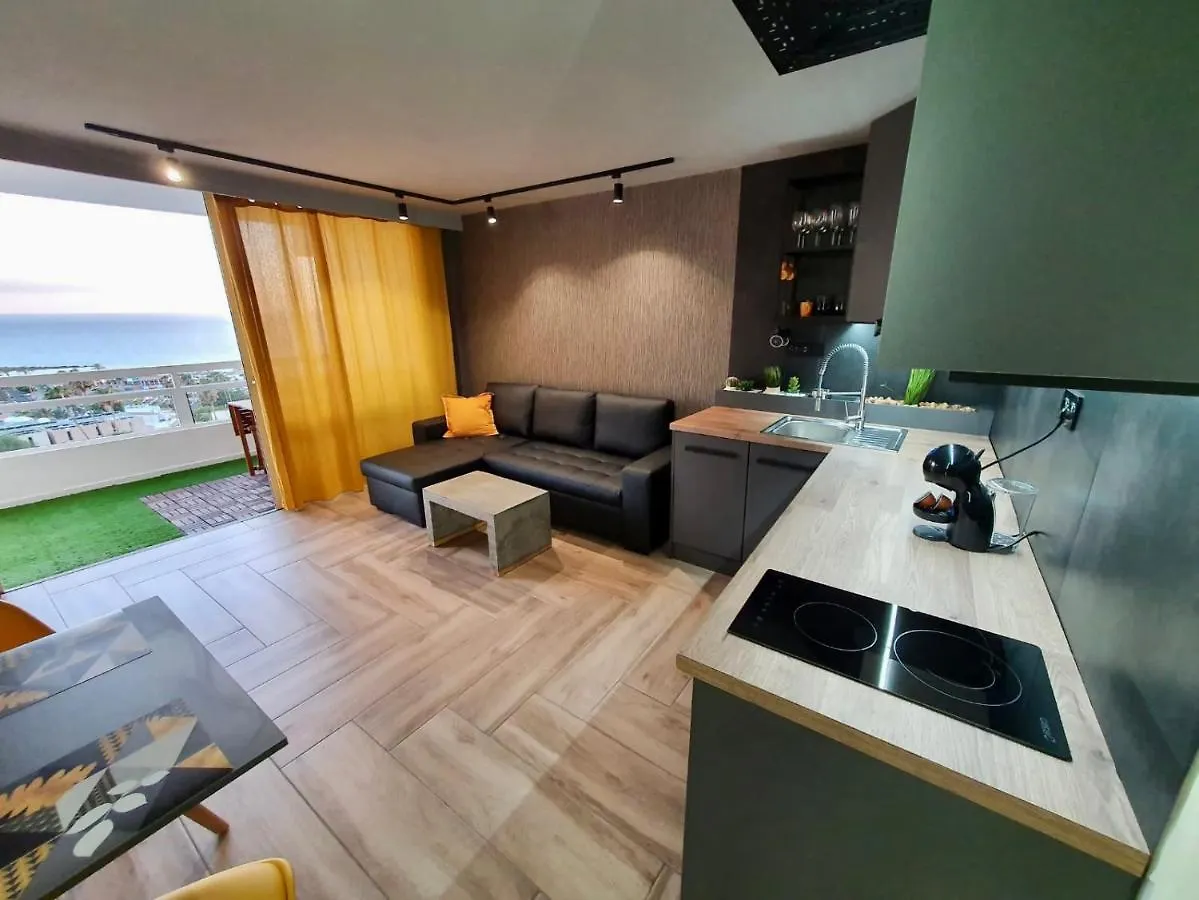 Stonefall Tenerife Holiday Apartment Las Americas Playa Feñabe 0*,  Španělsko